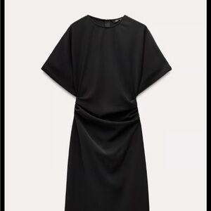 Zara Rushed Black Short-sleeve Dress